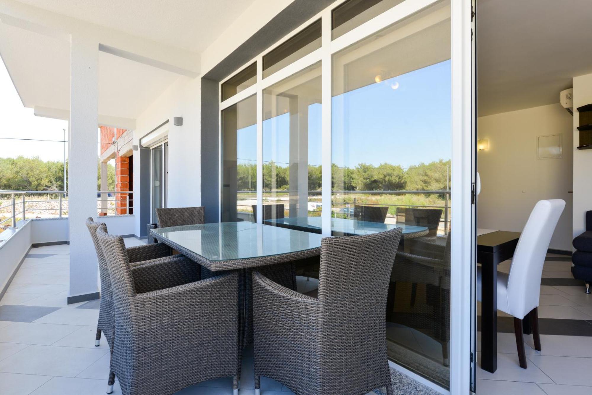 Apartmani Martin Mit Beheiztem Pool With Heated Pool Bibinje Quarto foto